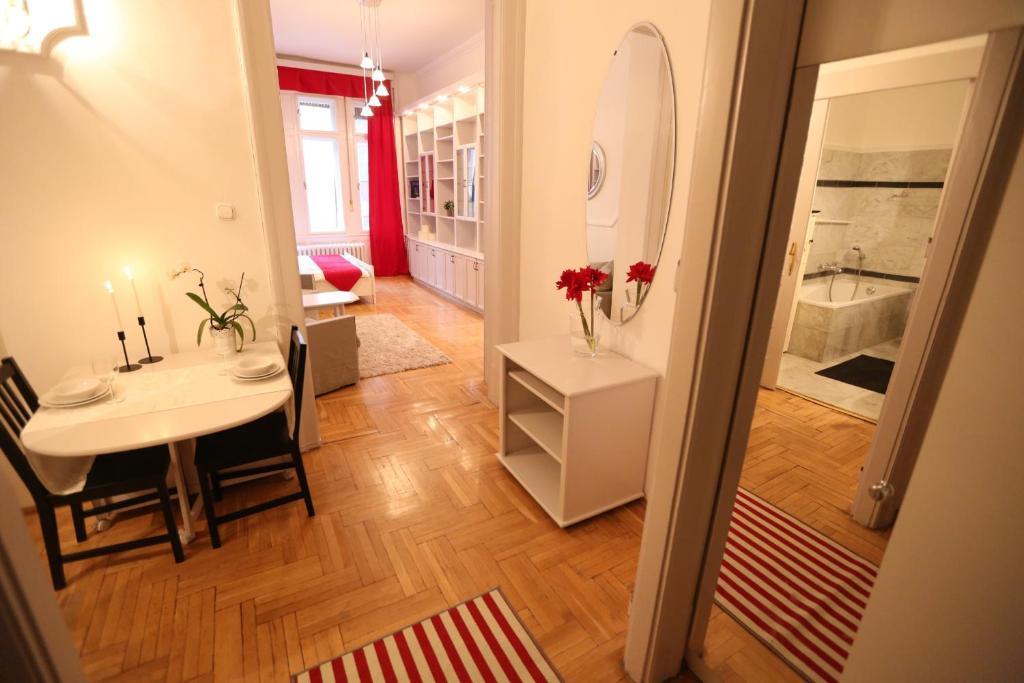 D.Five Classic Luxury Apartment 布达佩斯 客房 照片